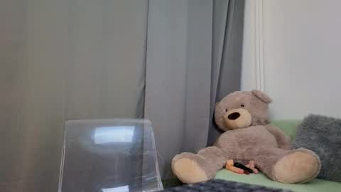 Gabriella online show from 02/04/26, 06:36