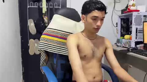 Snapshot of angel_hotc chatting on 09/29/25, 08:02 Angel online show from 09/29/25, 08:02