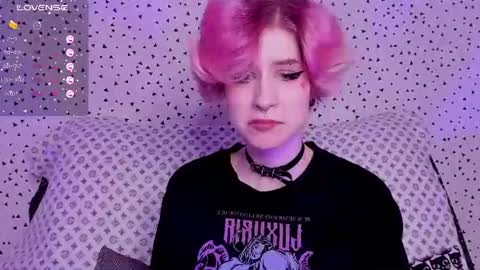 Snapshot of angel_julles chatting on 06/20/26, 06:16 Angel Dust online show from 06/20/26, 06:16
