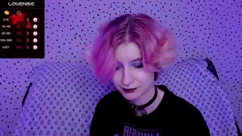 Snapshot of angel_julles chatting on 07/11/26, 10:22 Angel Dust online show from 07/11/26, 10:22
