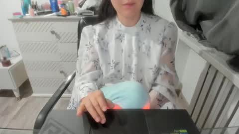 angel_lee__ online show from 01/04/25, 05:47