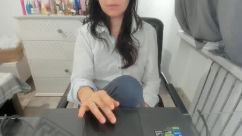 angel_lee__ online show from 01/17/25, 04:49