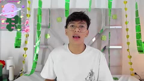 Snapshot of angel_luxx chatting on 03/03/26, 07:14 Angel online show from 03/03/26, 07:14