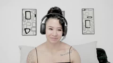 Snapshot of angel_martins chatting on 02/01/26, 04:38 Angel online show from 02/01/26, 04:38