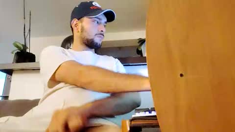 ngel online show from 02/09/26, 01:09