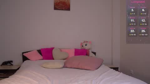 angel_quincy online show from 12/18/25, 02:45