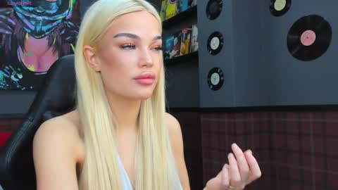 Angel  My schedule GTM2 Mon Tue Wen Thu Fri 0900am-0400pm online show from 03/12/25, 09:34