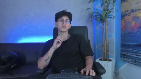 angel_scott2 online show from 03/02/26, 11:28