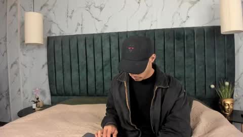 Snapshot of angel_silva_ chatting on 04/28/26, 12:32 Angel online show from 04/28/26, 12:32