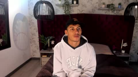 Snapshot of angel_silva_ chatting on 05/02/26, 12:10 Angel online show from 05/02/26, 12:10