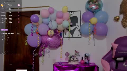 Snapshot of angel_smile18 chatting on 10/26/25, 02:39 angel online show from 10/26/25, 02:39