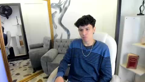 Angel online show from 05/01/26, 12:32