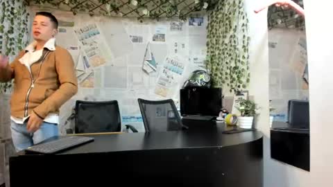 Snapshot of angel_stid chatting on 07/11/26, 12:13 angel_stid online show from 07/11/26, 12:13