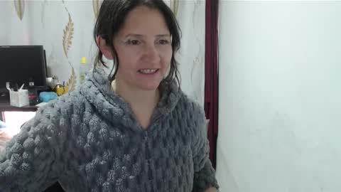 Snapshot of angel_sw chatting on 09/16/25, 12:28 angel online show from 09/16/25, 12:28