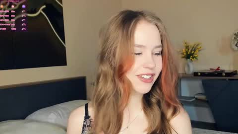 SofiaSofi online show from 04/12/26, 07:13