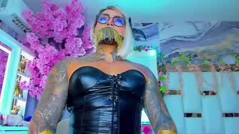 Angel Vega online show from 07/04/26, 06:52