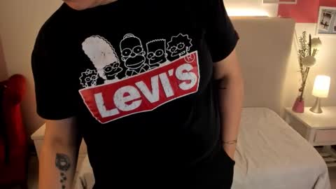 angel_velvet_ online show from 10/25/25, 11:07