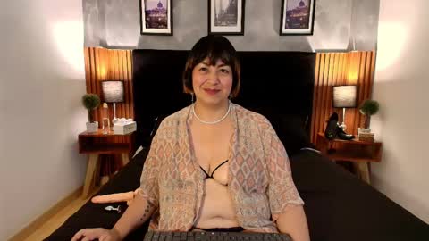 angel_velvet_ online show from 11/06/25, 04:30