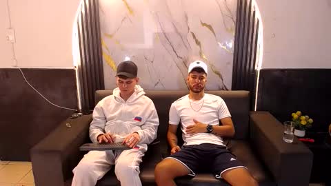 angel_villareal_ online show from 03/05/26, 05:14