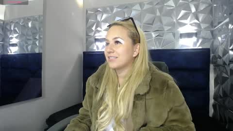 Angel online show from 05/23/26, 11:14