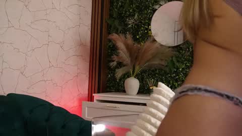 Anysia online show from 01/15/26, 05:23