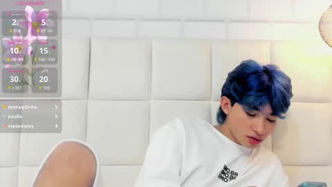 Angel  online show from 11/22/25, 11:04