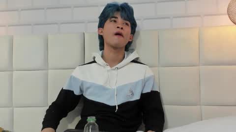 Angel  online show from 11/28/25, 09:50