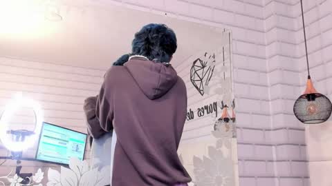 Angel  online show from 11/29/25, 11:30