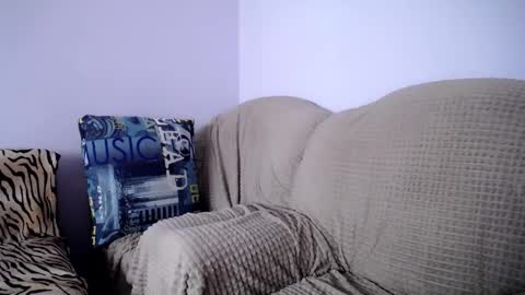 Zoe online show from 10/07/25, 08:33