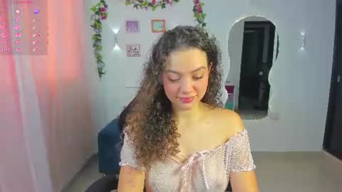 Snapshot of angela_hank2_ chatting on 07/23/26, 12:58 ANGELA online show from 07/23/26, 12:58
