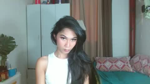 Snapshot of angela_mccollins chatting on 03/03/25, 01:21 angela online show from 03/03/25, 01:21