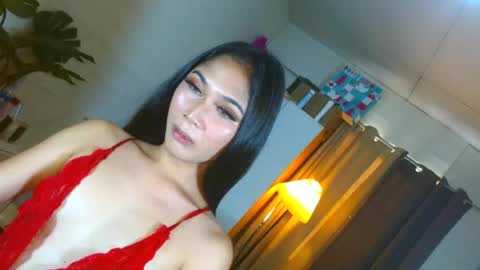 Snapshot of angela_mccollins chatting on 07/28/26, 11:15 angela online show from 07/28/26, 11:15