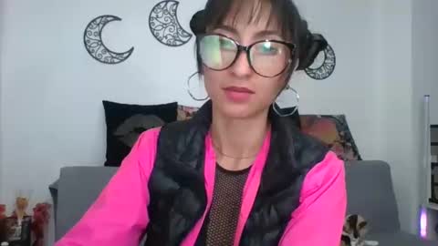  Angela  online show from 03/04/25, 12:39