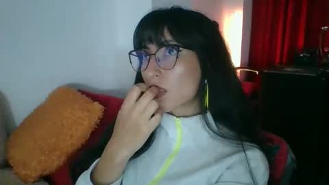  Angela  online show from 09/23/25, 10:57