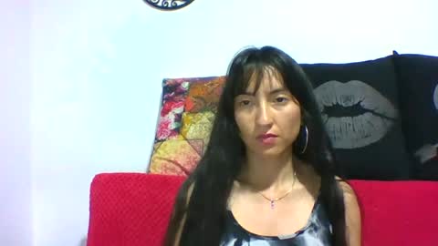 Snapshot of angela_mis chatting on 07/16/26, 12:27 Angela online show from 07/16/26, 12:27