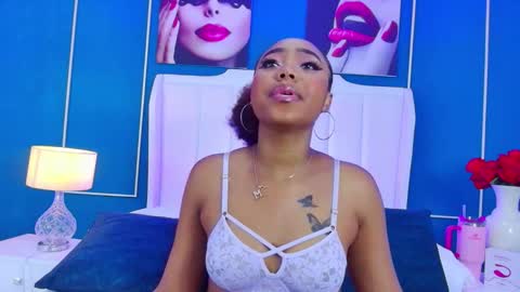 Angela Roberts online show from 10/22/25, 04:24