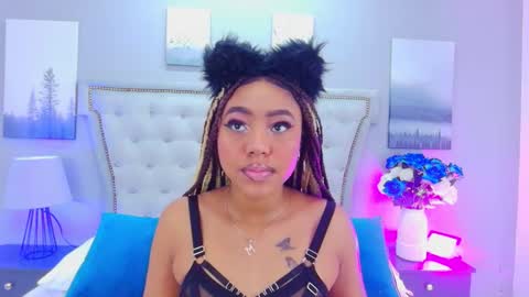 Angela Roberts online show from 11/03/25, 11:59