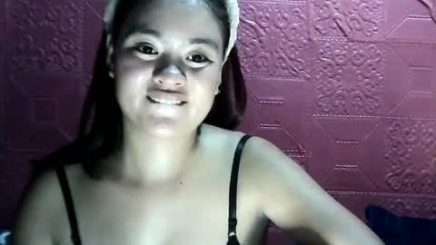 Snapshot of angela_rose12345 chatting on 06/22/26, 10:12 angela_rose12345 online show from 06/22/26, 10:12