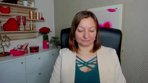 Angela online show from 04/09/26, 06:19