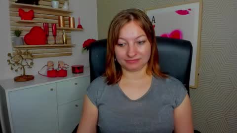 Snapshot of angela_samt chatting on 05/06/26, 05:35 Angela online show from 05/06/26, 05:35