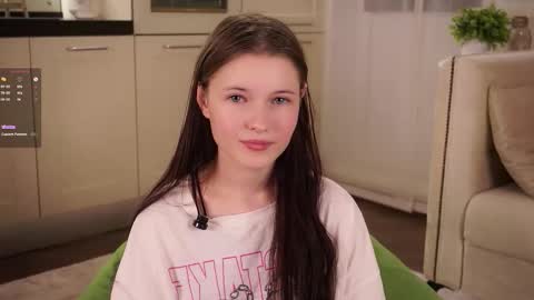 Mary online show from 09/14/25, 11:09