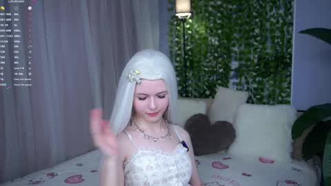 Mary online show from 03/06/26, 12:34