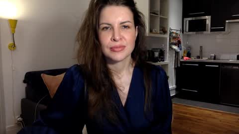 Snapshot of angeladarkk chatting on 02/17/25, 08:15 Angela online show from 02/17/25, 08:15