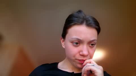 AngelaMist online show from 04/11/26, 01:37