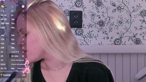 Darsi Anty online show from 03/27/26, 03:23