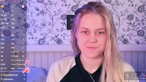 Darsi Anty online show from 04/16/26, 03:35