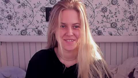 Snapshot of angelanty chatting on 05/11/26, 02:45 Darsi Anty online show from 05/11/26, 02:45