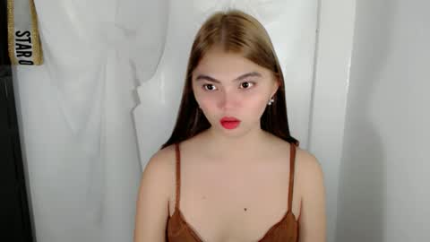 angelari_slut online show from 04/05/26, 06:21