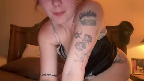 sweetmiamari online show from 08/04/26, 12:03