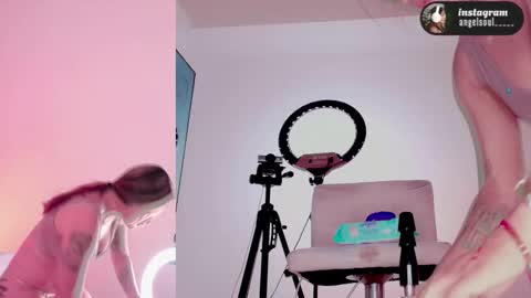 angel online show from 03/01/26, 08:38